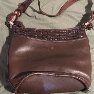 Elegant Brighton Brown Leather Shoulder Bag